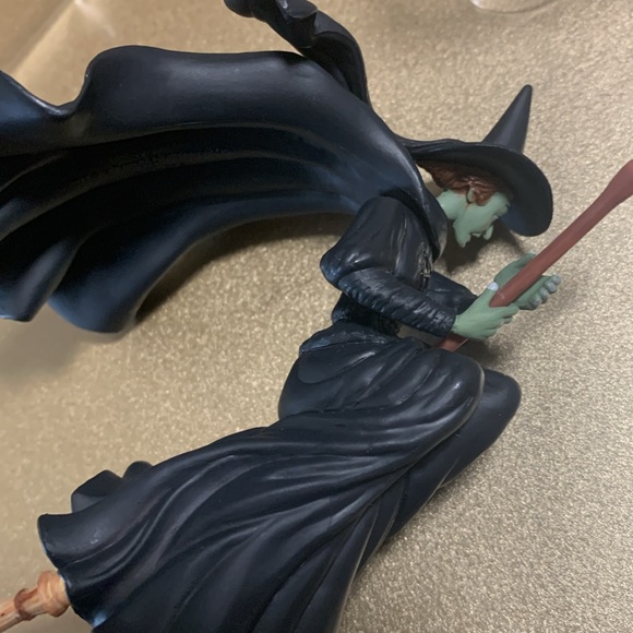 2009 HALLMARK 70th Anniversary Wizard of Oz /Wicked Witch of the West Ornament - Picture 7 of 14